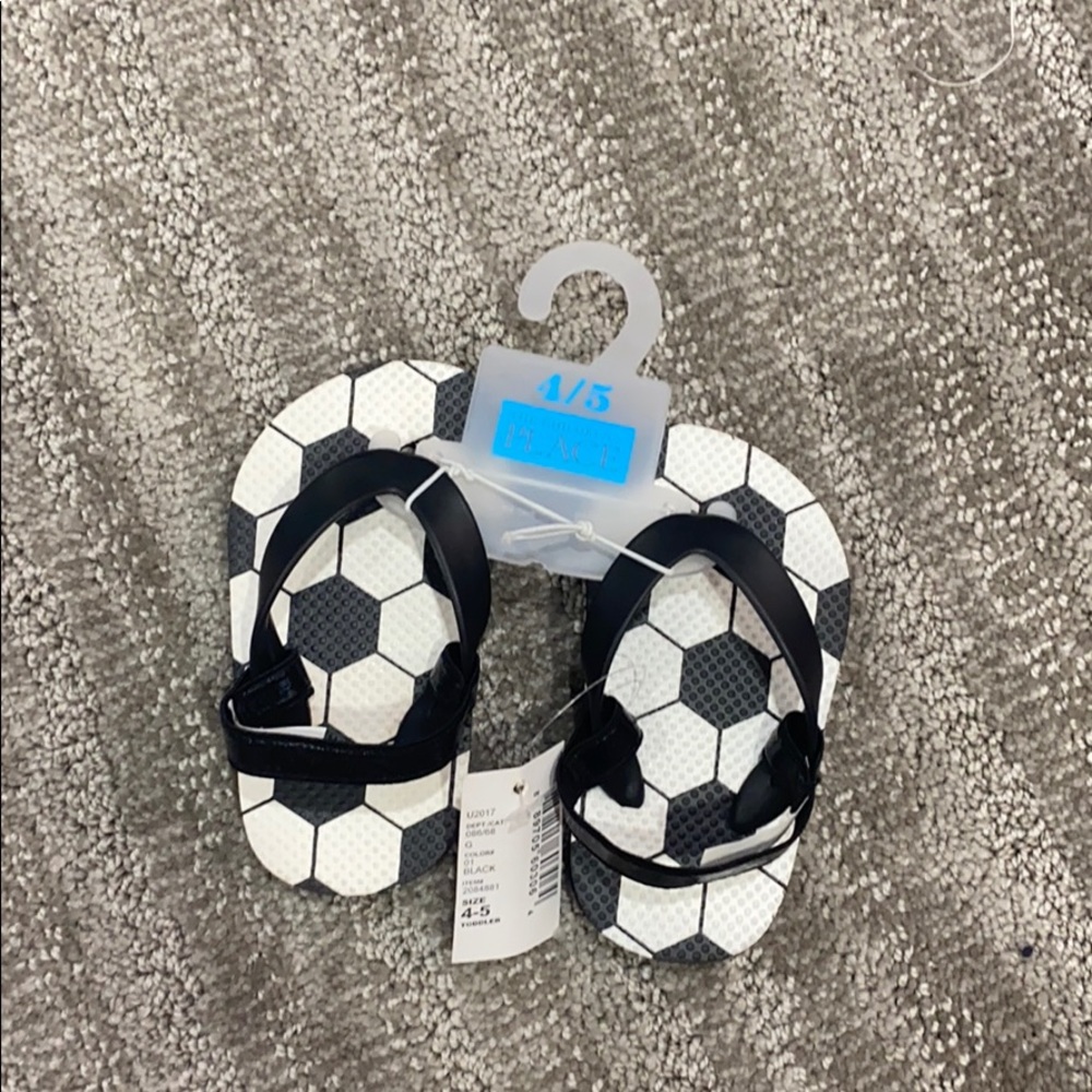 Brand New NWB Soccer Ball Print Boys FlipFlops